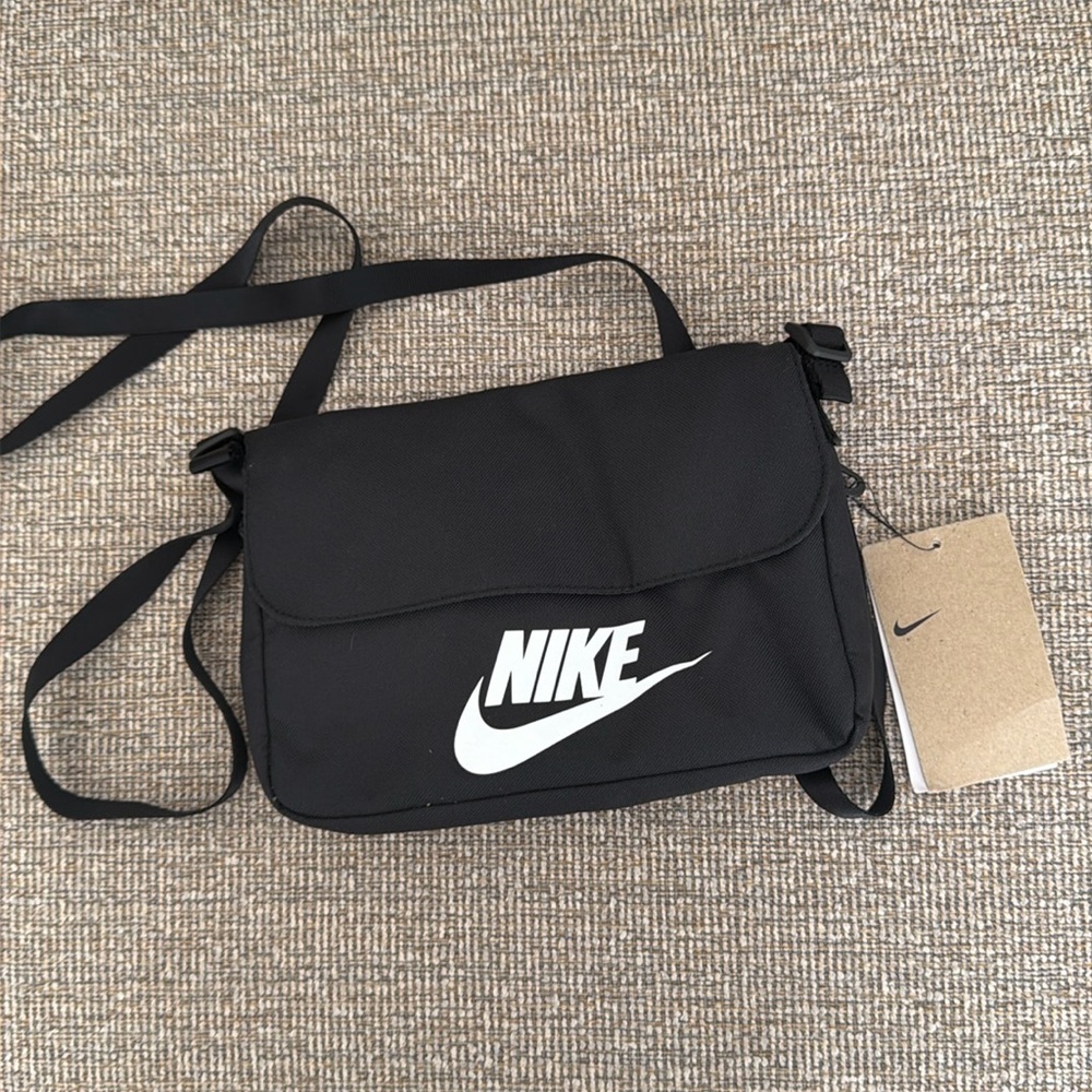 Nike Crossbody Purse w/Tags